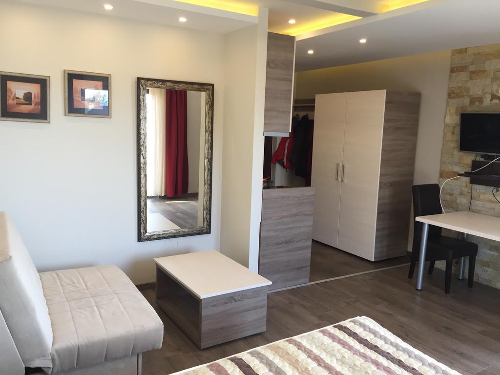 Panorama Apartments In Milmari Resort โคเปานิก ภายนอก รูปภาพ